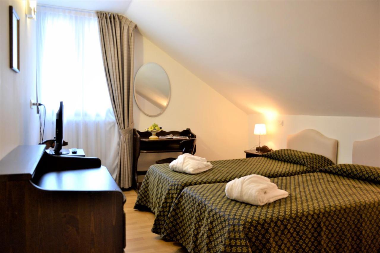 Hotel Marcora & Spa ซานวีโต ดิ กาโดเร ภายนอก รูปภาพ