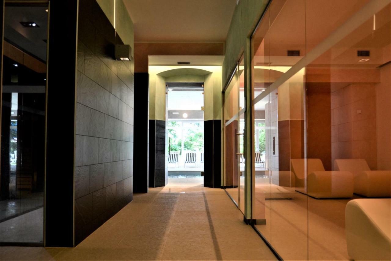 Hotel Marcora & Spa ซานวีโต ดิ กาโดเร ภายนอก รูปภาพ